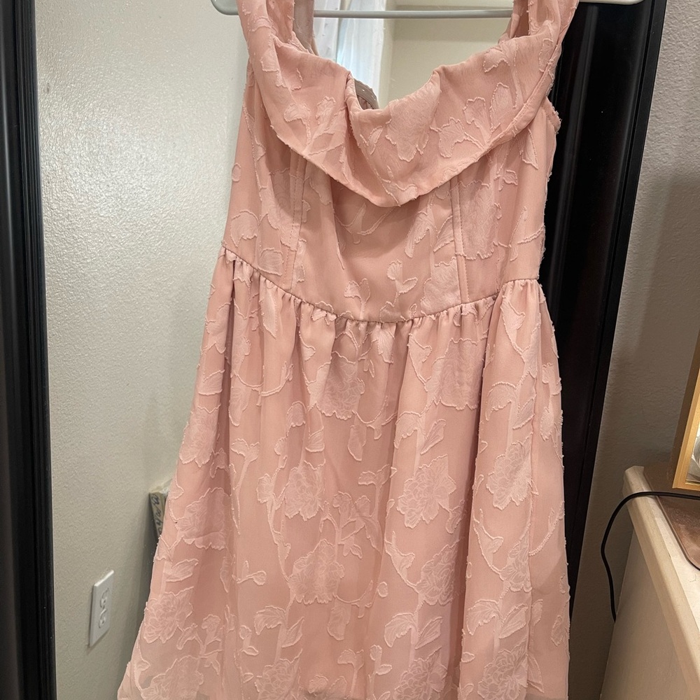 cupcakes & cashmere Blush Floral Dress